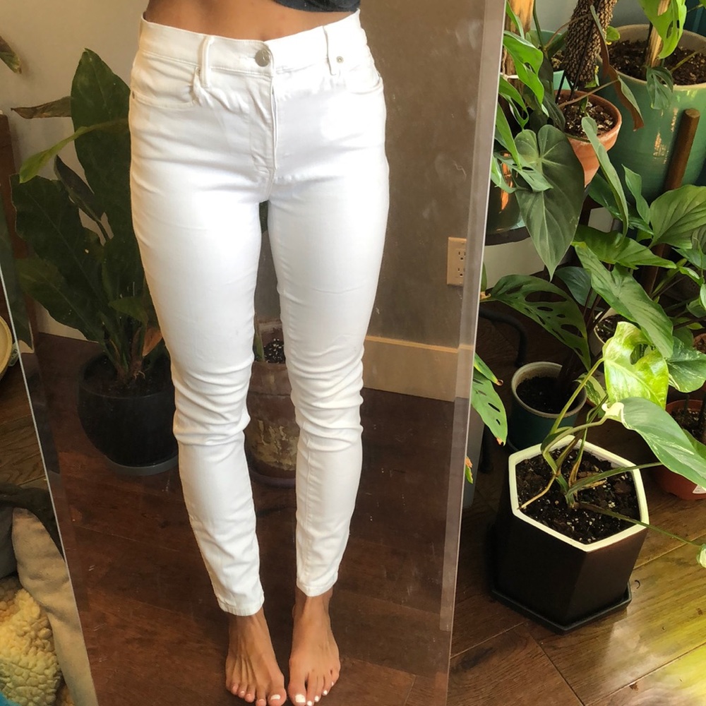 White jeans- Lou and grey